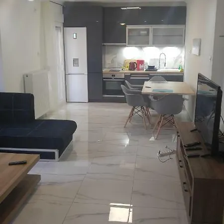 Relax In 90sqm Close To Airport ,shoping,embriolab Seaside Διαμέρισμα Θεσσαλονίκη